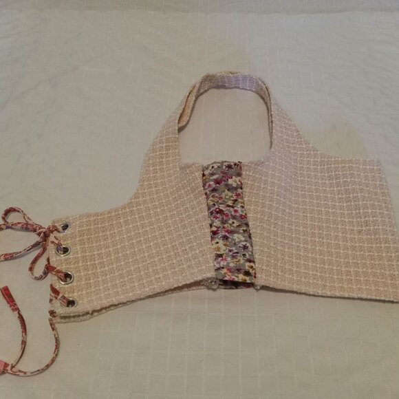 Very pretty redesigned lace-up tank top in polyester and wool, non-stretch - Picture 6 of 6